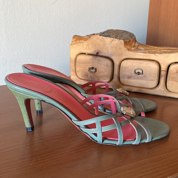 Judith Lieber Sandals - runs small - Picture 4 of 8